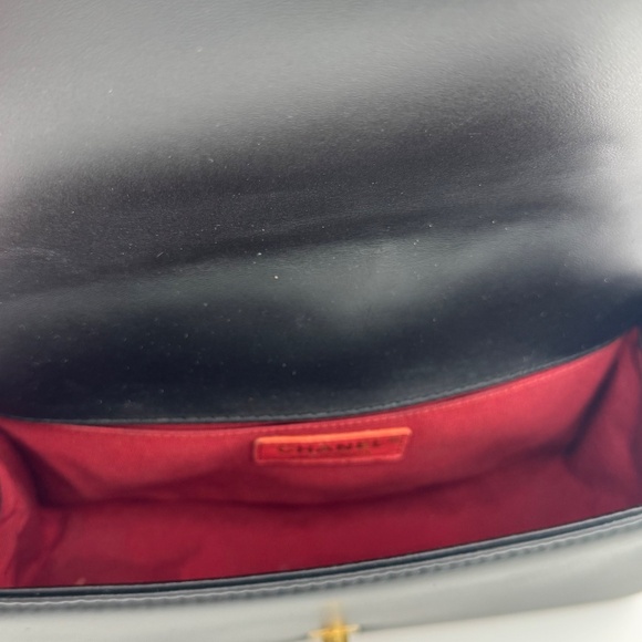 Chanel 23-Series Black Trim & Red Lambskin Flap Bag with Chain Trim – Gold Hard - Picture 6 of 9